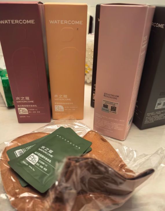 乳深层保湿巨给力秋冬干皮党必备！开元棋牌SURRYN 素影身体(图6)